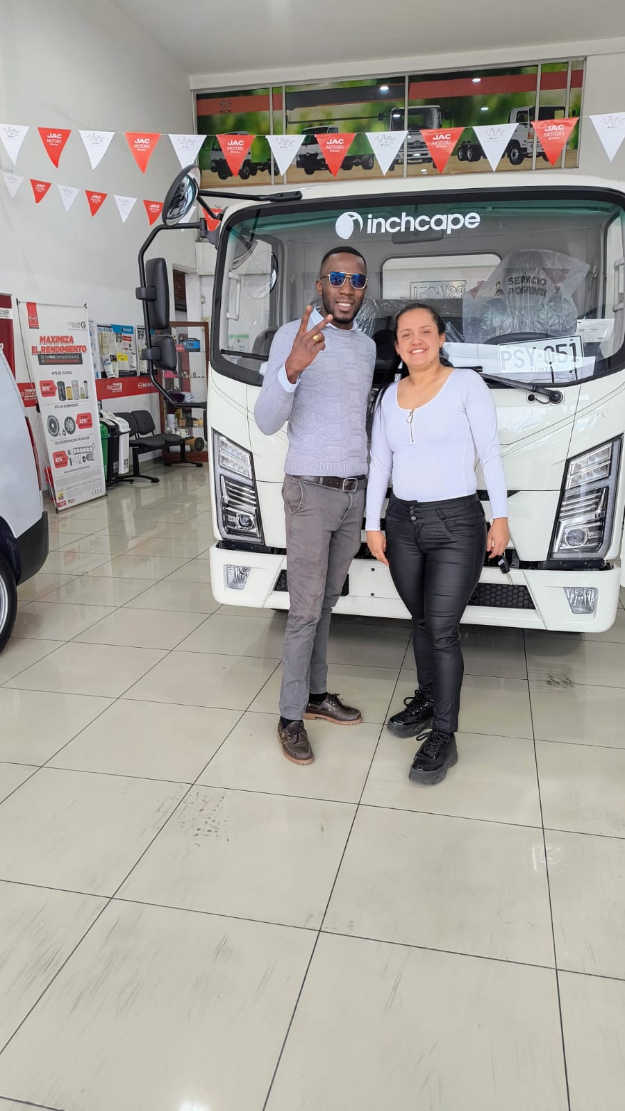 [Entrega de camión a cliente 5]